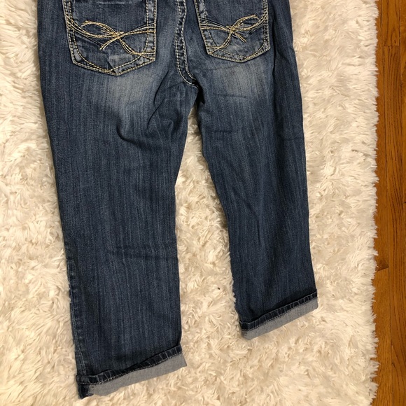 Silver AIKO Capri 31 So fun w factory fade grab them for summer.Rotating closet - Picture 5 of 11